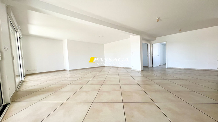 Ma-Cabane - Location Appartement SEBAZAC-CONCOURES, 73 m²