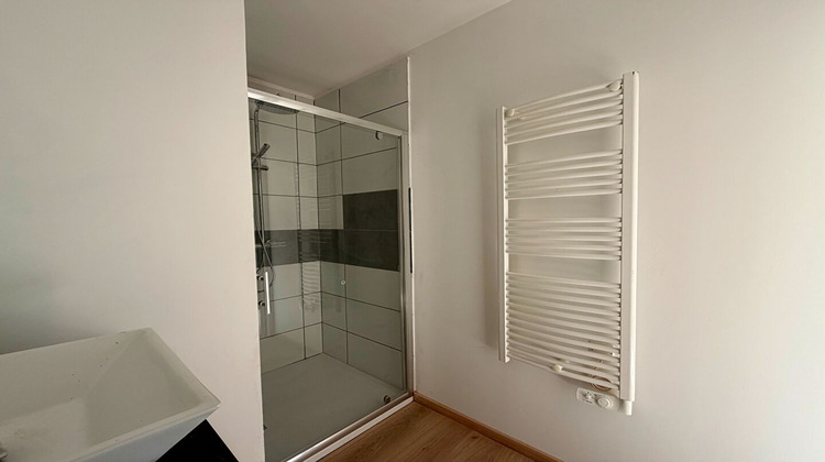 Ma-Cabane - Location Appartement SEDAN, 33 m²