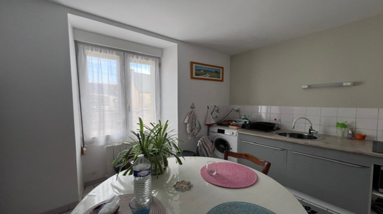 Ma-Cabane - Location Appartement SEICHES SUR LE LOIR, 67 m²