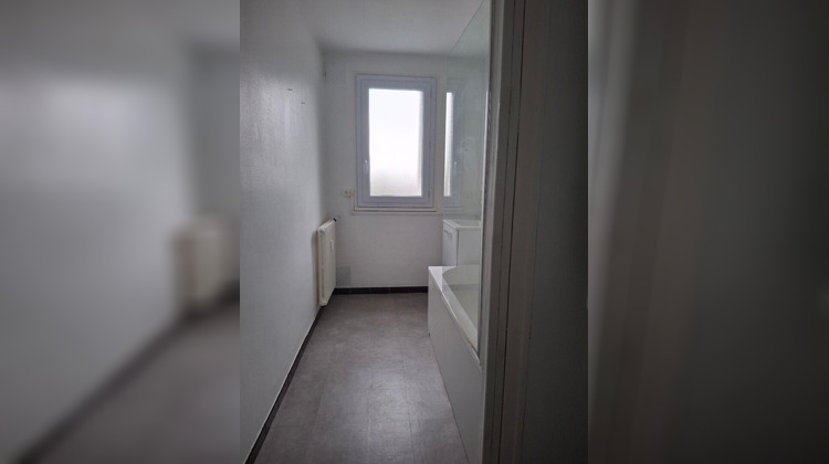 Ma-Cabane - Location Appartement SELLIERES, 73 m²