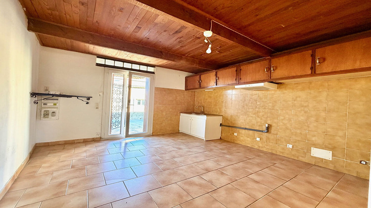 Ma-Cabane - Location Appartement SENAS, 53 m²