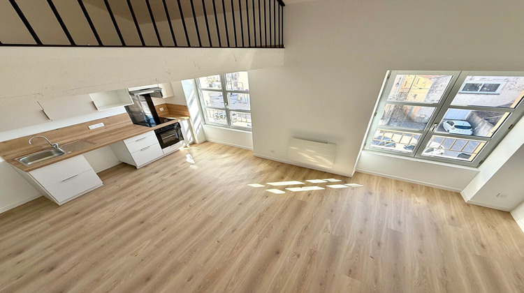 Ma-Cabane - Location Appartement SENAS, 42 m²