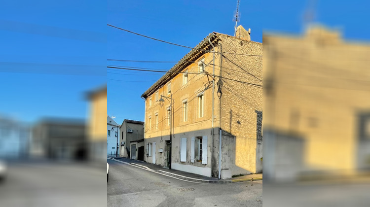 Ma-Cabane - Location Appartement SENAS, 100 m²