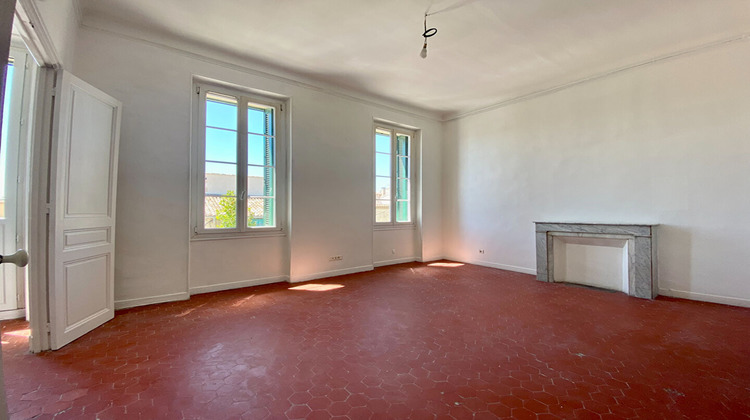 Ma-Cabane - Location Appartement SENAS, 57 m²
