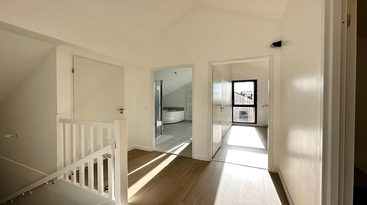 Ma-Cabane - Location Appartement SENLIS, 156 m²