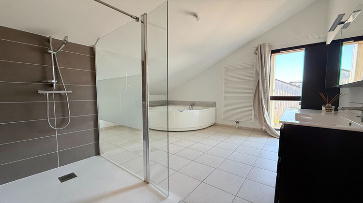 Ma-Cabane - Location Appartement SENLIS, 156 m²