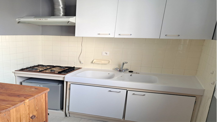 Ma-Cabane - Location Appartement SENS, 20 m²