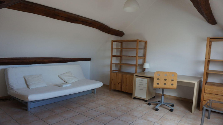 Ma-Cabane - Location Appartement SENS, 25 m²