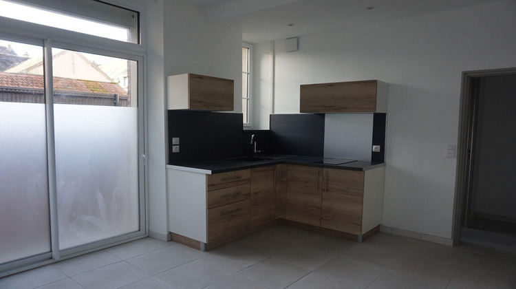 Ma-Cabane - Location Appartement SENS, 36 m²