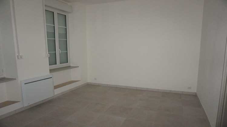 Ma-Cabane - Location Appartement SENS, 36 m²