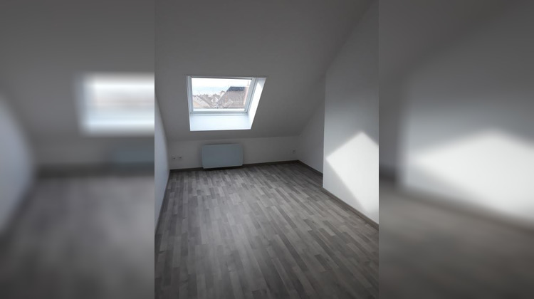 Ma-Cabane - Location Appartement SENS, 47 m²
