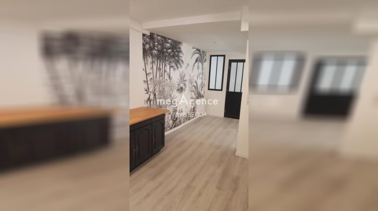 Ma-Cabane - Location Appartement SENS, 50 m²