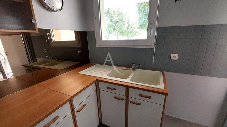 Ma-Cabane - Location Appartement SENS, 31 m²