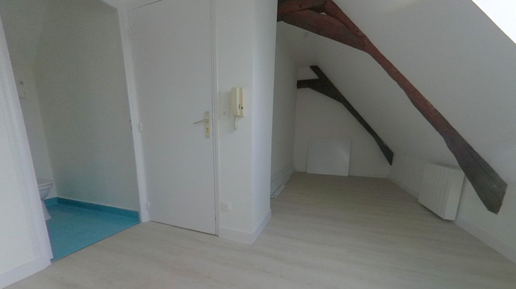 Ma-Cabane - Location Appartement SENS-DE-BRETAGNE, 27 m²