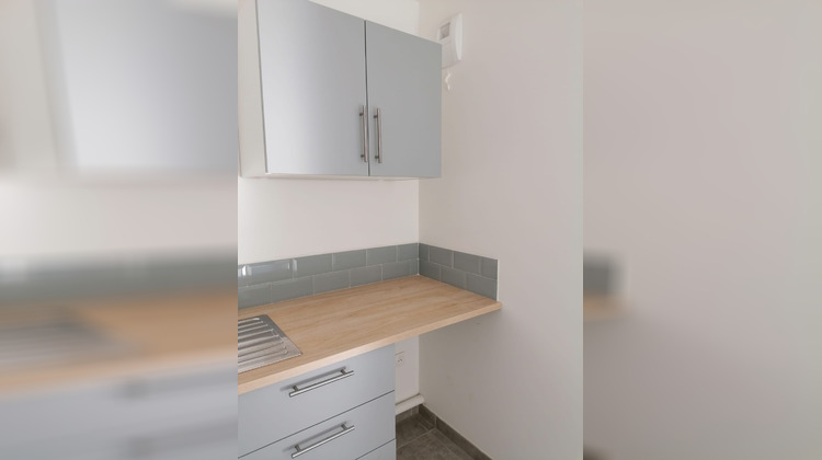 Ma-Cabane - Location Appartement Septèmes-les-Vallons, 53 m²
