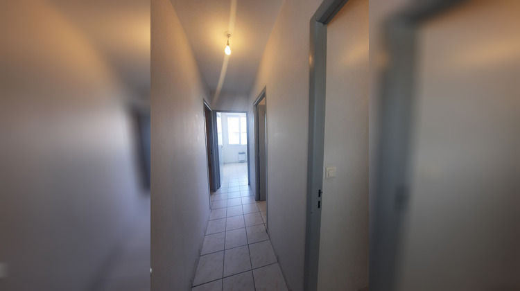 Ma-Cabane - Location Appartement SEPTFONDS, 68 m²