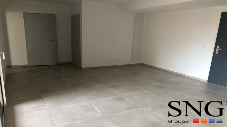 Ma-Cabane - Location Appartement Sérignan, 42 m²