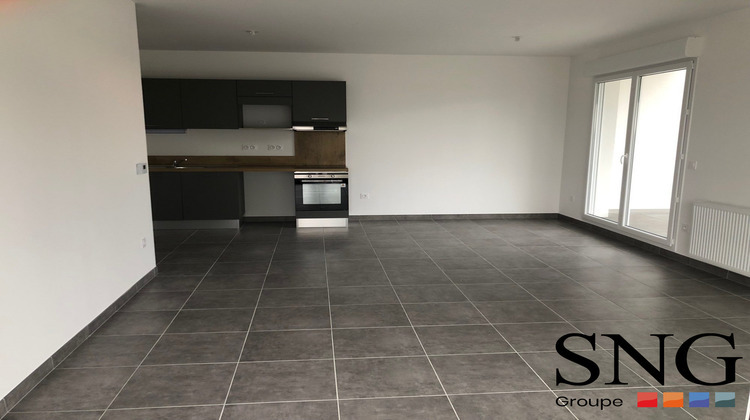 Ma-Cabane - Location Appartement Sérignan, 93 m²