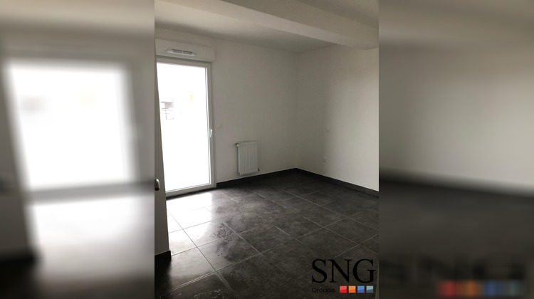 Ma-Cabane - Location Appartement Sérignan, 48 m²