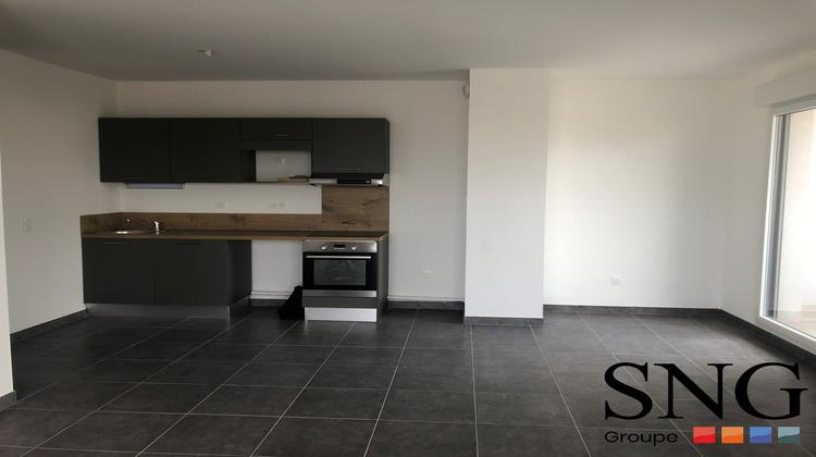 Ma-Cabane - Location Appartement Sérignan, 96 m²