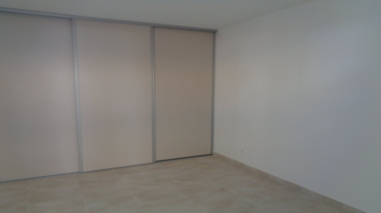Ma-Cabane - Location Appartement SERIGNAN, 38 m²