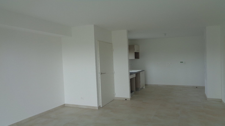 Ma-Cabane - Location Appartement SERIGNAN, 45 m²