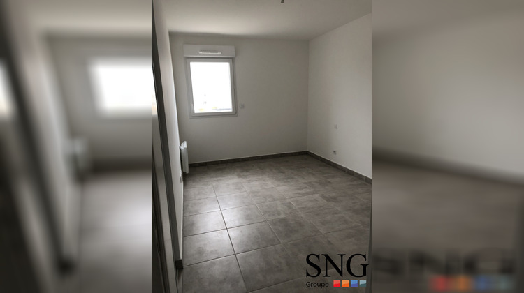 Ma-Cabane - Location Appartement Sérignan, 67 m²