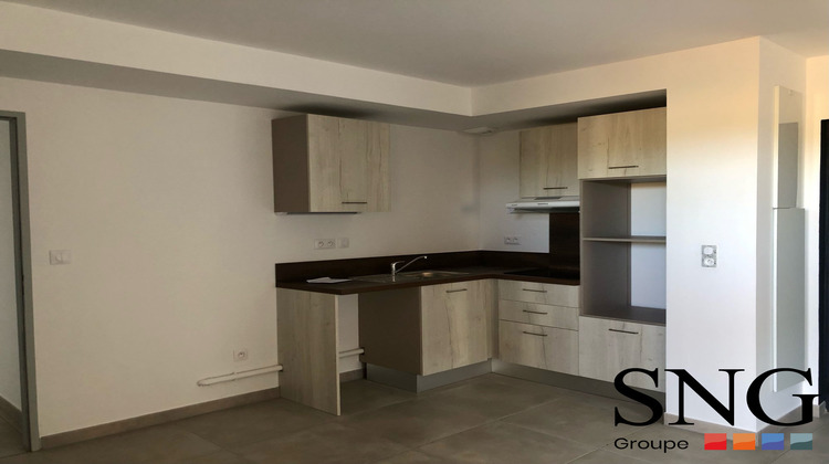 Ma-Cabane - Location Appartement Sérignan, 62 m²