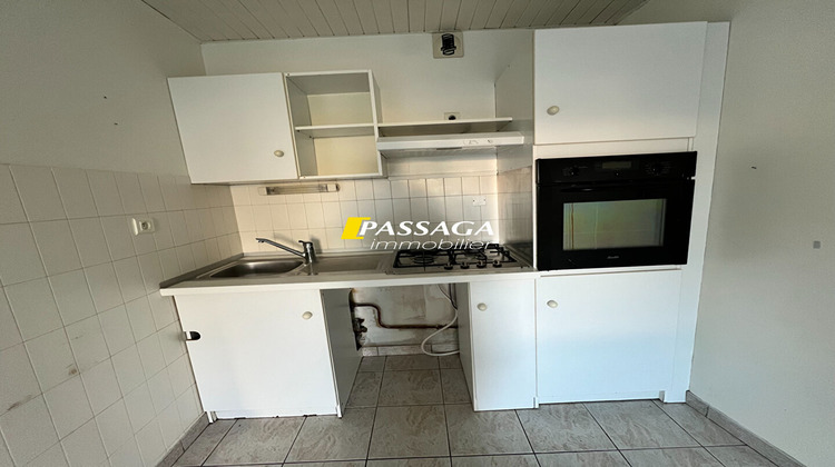 Ma-Cabane - Location Appartement SEVERAC-LE-CHATEAU, 41 m²