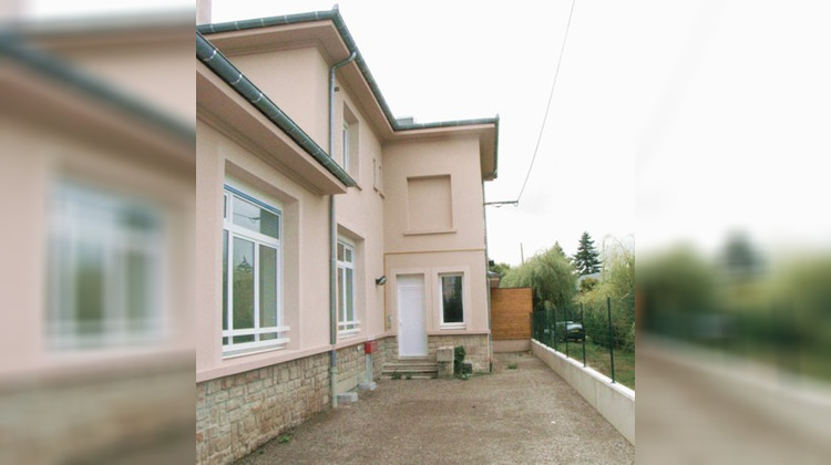 Ma-Cabane - Location Appartement SEVERAC-LE-CHATEAU, 67 m²