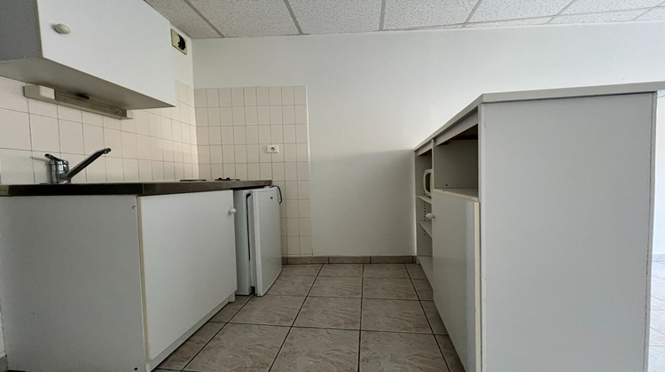 Ma-Cabane - Location Appartement SEVERAC-LE-CHATEAU, 30 m²