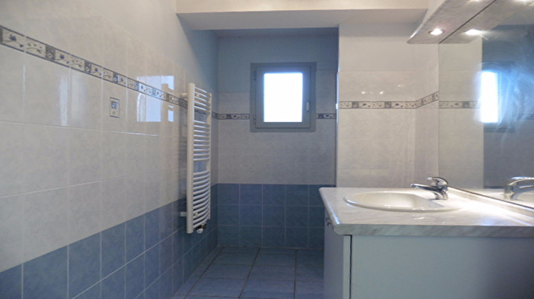Ma-Cabane - Location Appartement SEVERAC-LE-CHATEAU, 50 m²