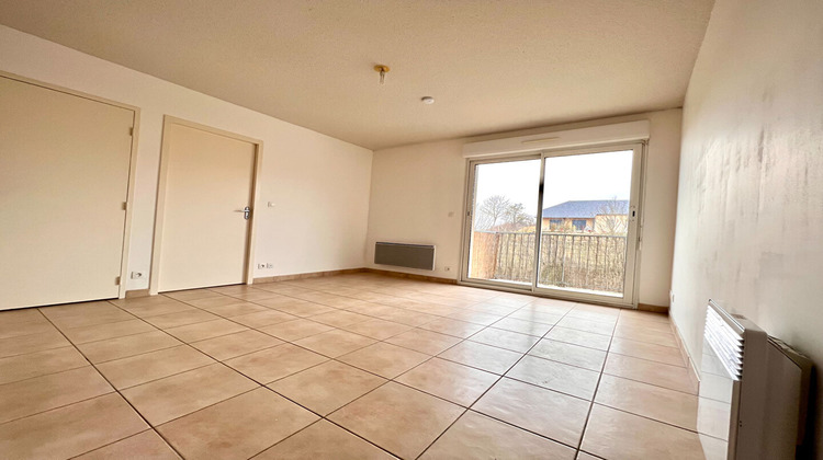 Ma-Cabane - Location Appartement SEVERAC-LE-CHATEAU, 28 m²