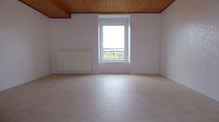 Ma-Cabane - Location Appartement SEVERAC-LE-CHATEAU, 55 m²
