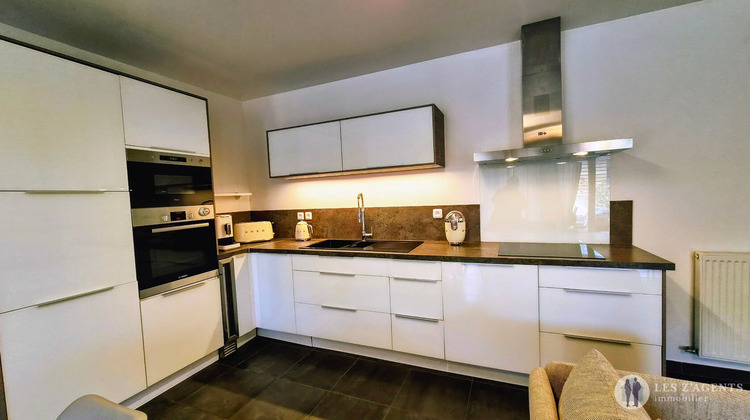 Ma-Cabane - Location Appartement SEYSSINS, 52 m²