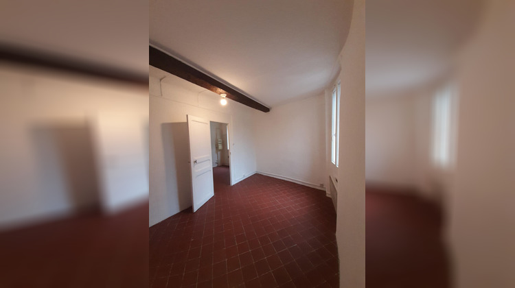 Ma-Cabane - Location Appartement SIGNES, 30 m²