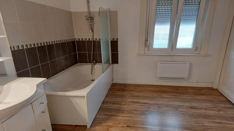 Ma-Cabane - Location Appartement SIN LE NOBLE, 60 m²