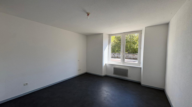 Ma-Cabane - Location Appartement SIROD, 92 m²