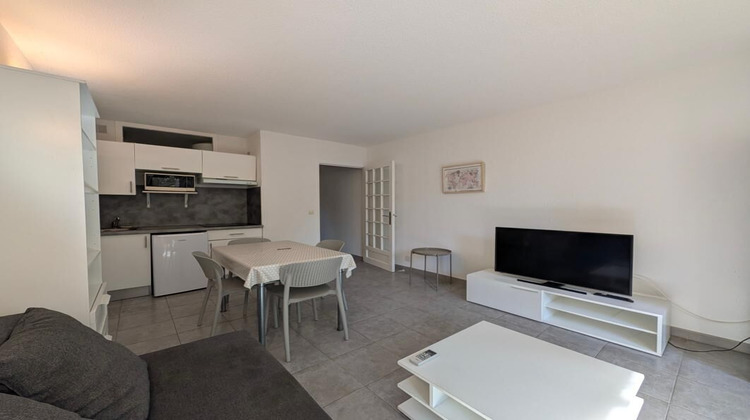 Ma-Cabane - Location Appartement Six Fours les Plages, 30 m²