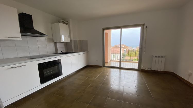 Ma-Cabane - Location Appartement Solenzara, 90 m²