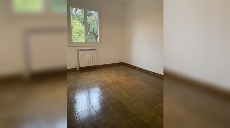 Ma-Cabane - Location Appartement Solenzara, 90 m²