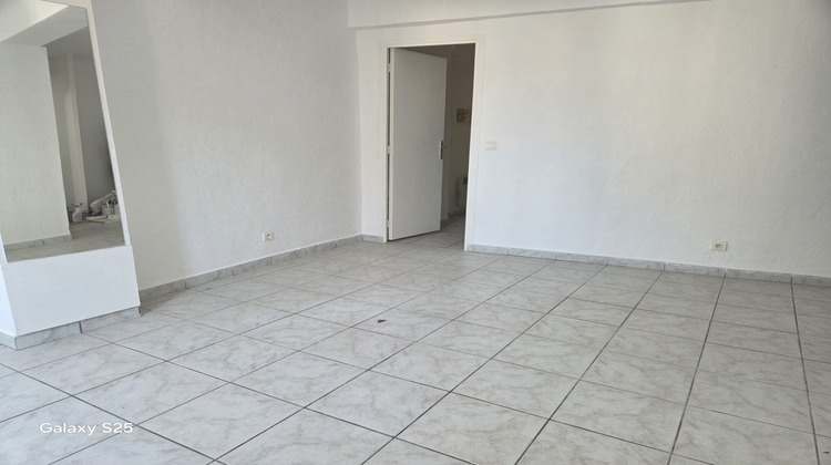 Ma-Cabane - Location Appartement Solliès-Pont, 30 m²