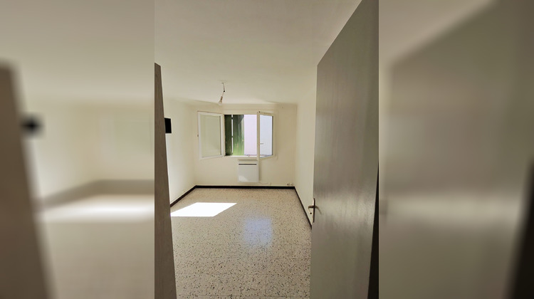 Ma-Cabane - Location Appartement Solliès-Pont, 42 m²