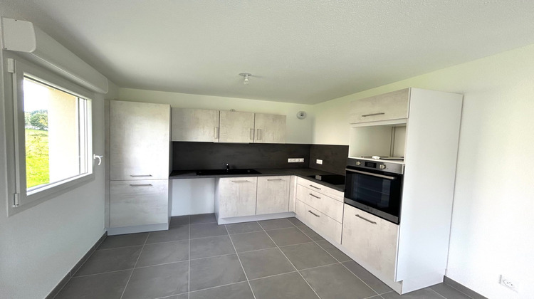 Ma-Cabane - Location Appartement Sombacour, 76 m²