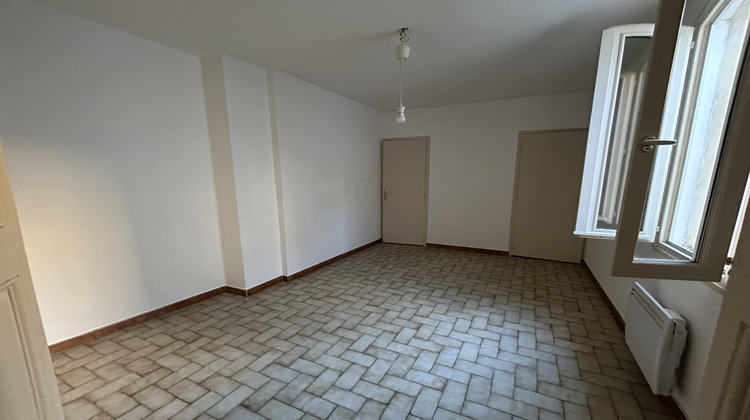 Ma-Cabane - Location Appartement Sommières, 78 m²