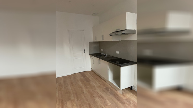 Ma-Cabane - Location Appartement Sommières, 52 m²