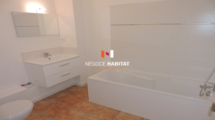 Ma-Cabane - Location Appartement Sommières, 62 m²