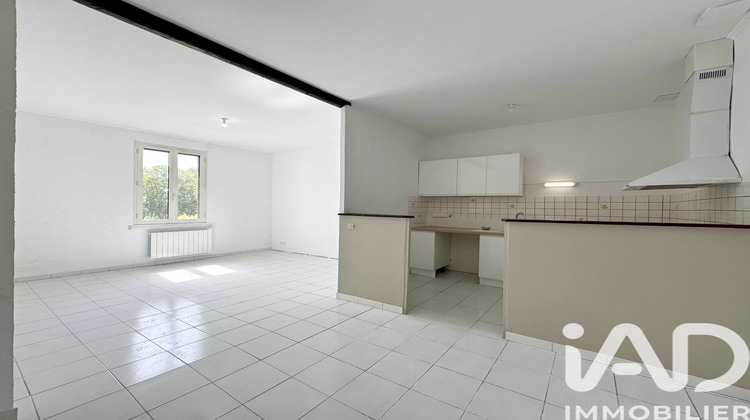 Ma-Cabane - Location Appartement Sommières, 70 m²