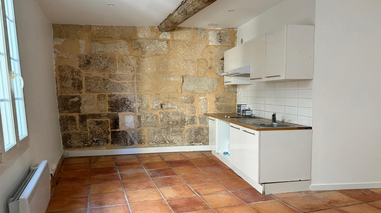 Ma-Cabane - Location Appartement Sommières, 35 m²