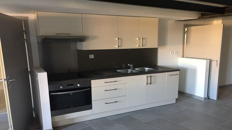 Ma-Cabane - Location Appartement SOMMIERES, 58 m²
